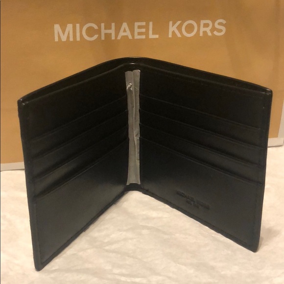 🆕 Michael Kors Men Metallic Silver Mirror Wallet! - Picture 4 of 5